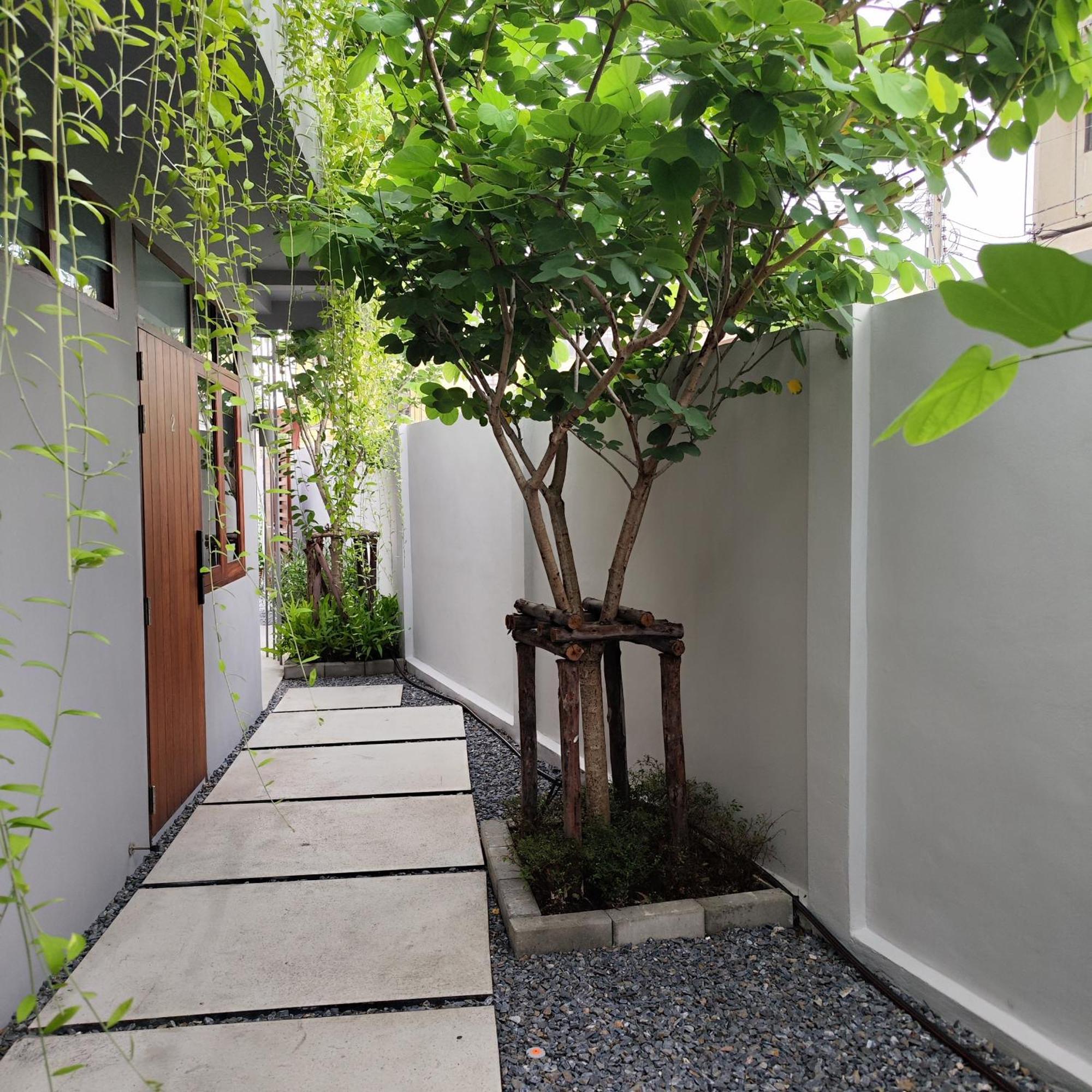 Rooms At Number60 Khaosan Bangkok Exterior photo
