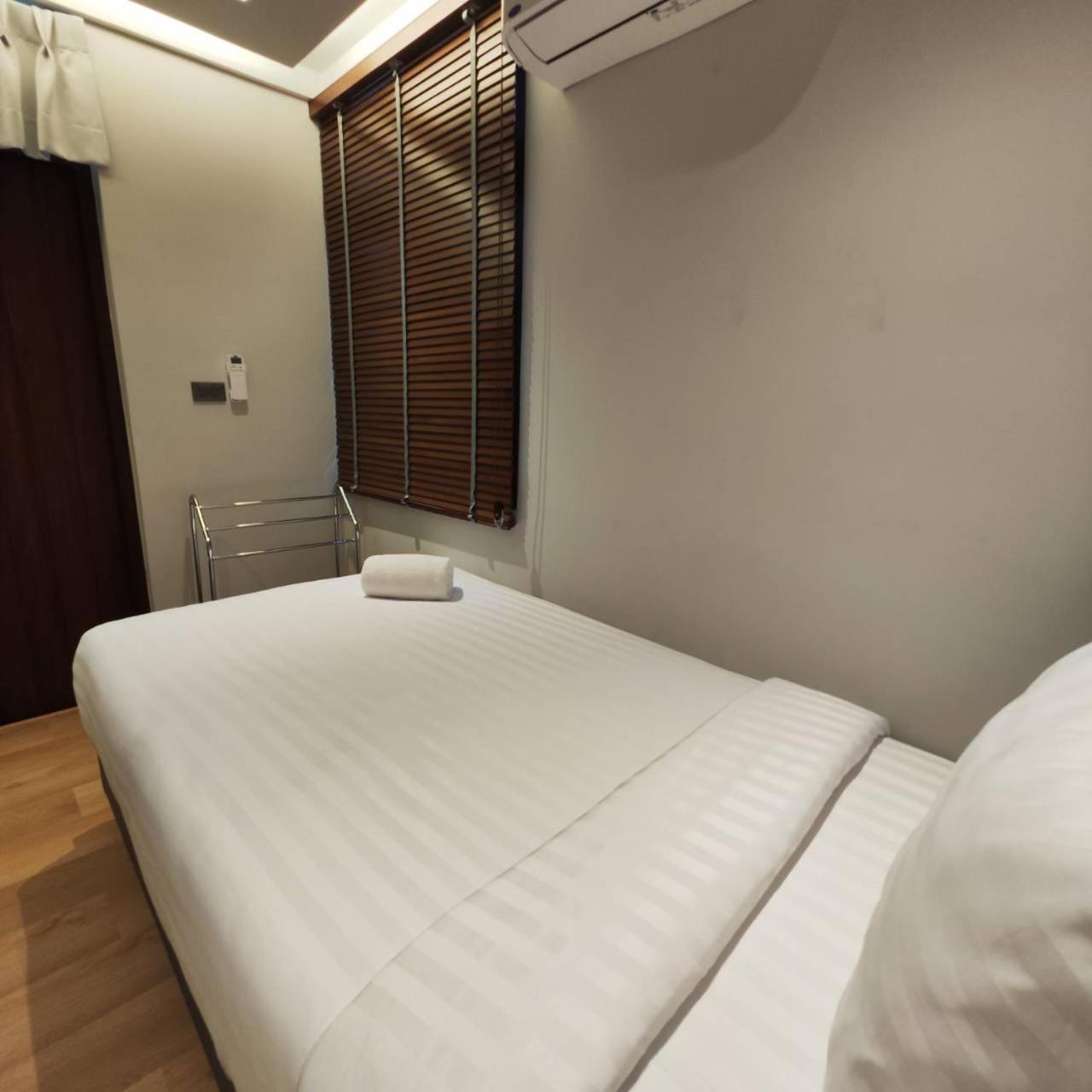 Rooms At Number60 Khaosan Bangkok Exterior photo